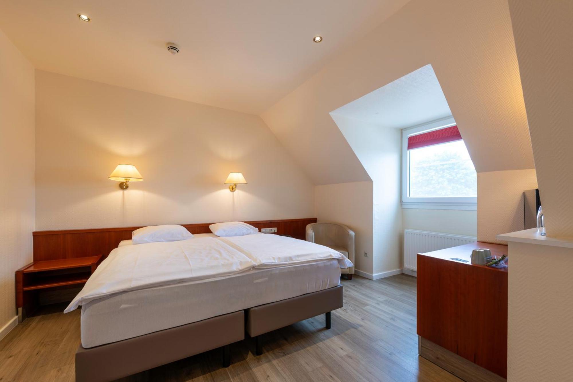 L'Hotel Et Restaurant Du Golf De Clervaux Eselborn Kültér fotó