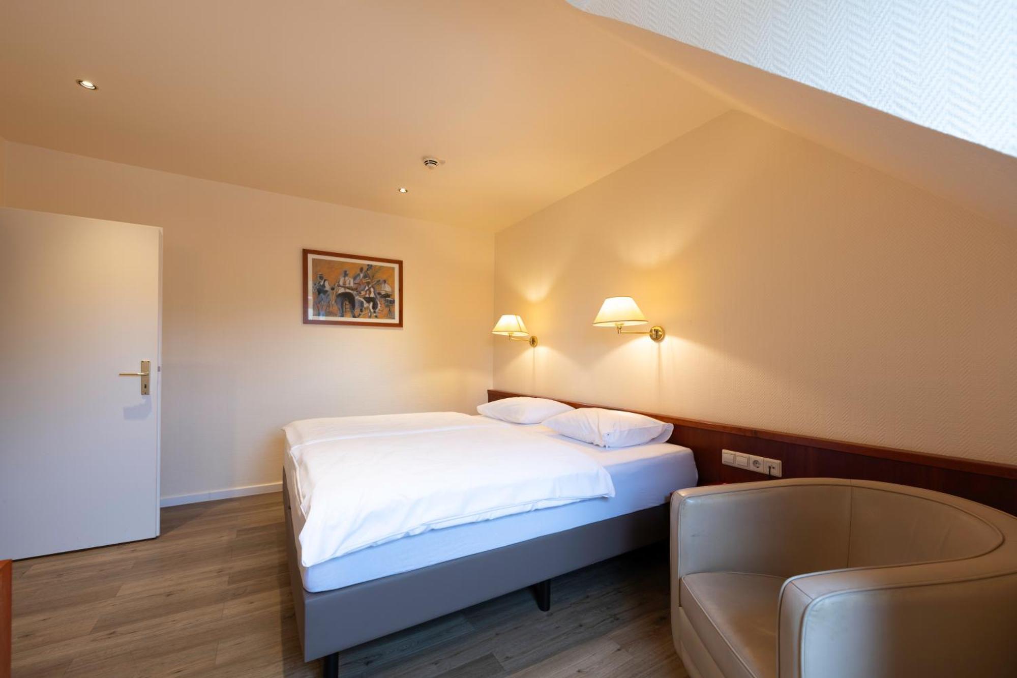 L'Hotel Et Restaurant Du Golf De Clervaux Eselborn Kültér fotó