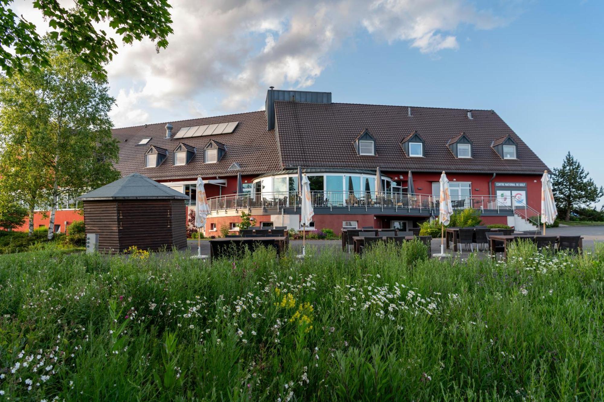 L'Hotel Et Restaurant Du Golf De Clervaux Eselborn Kültér fotó